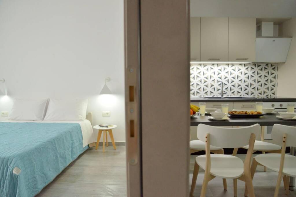 Alisahni Apartment Adamantas  Exteriör bild